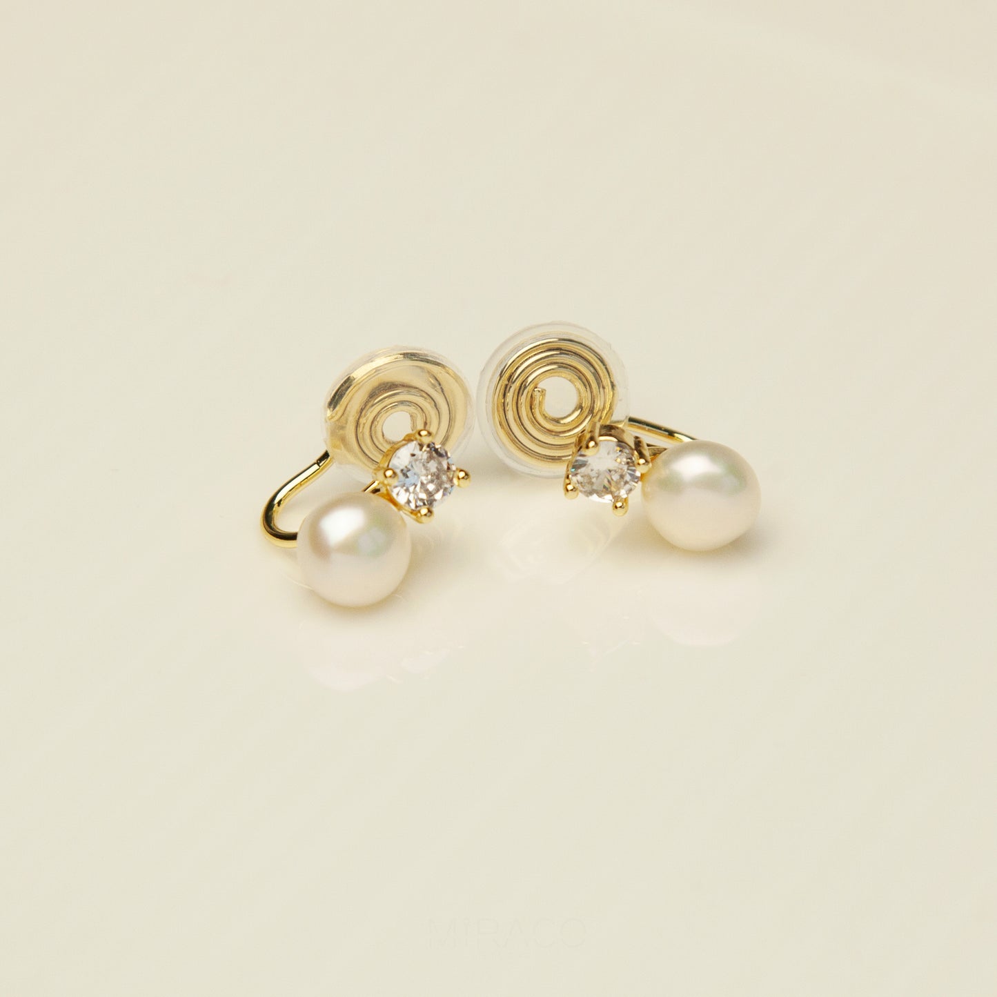 Freshwater Pearl Clip On Stud Earrings