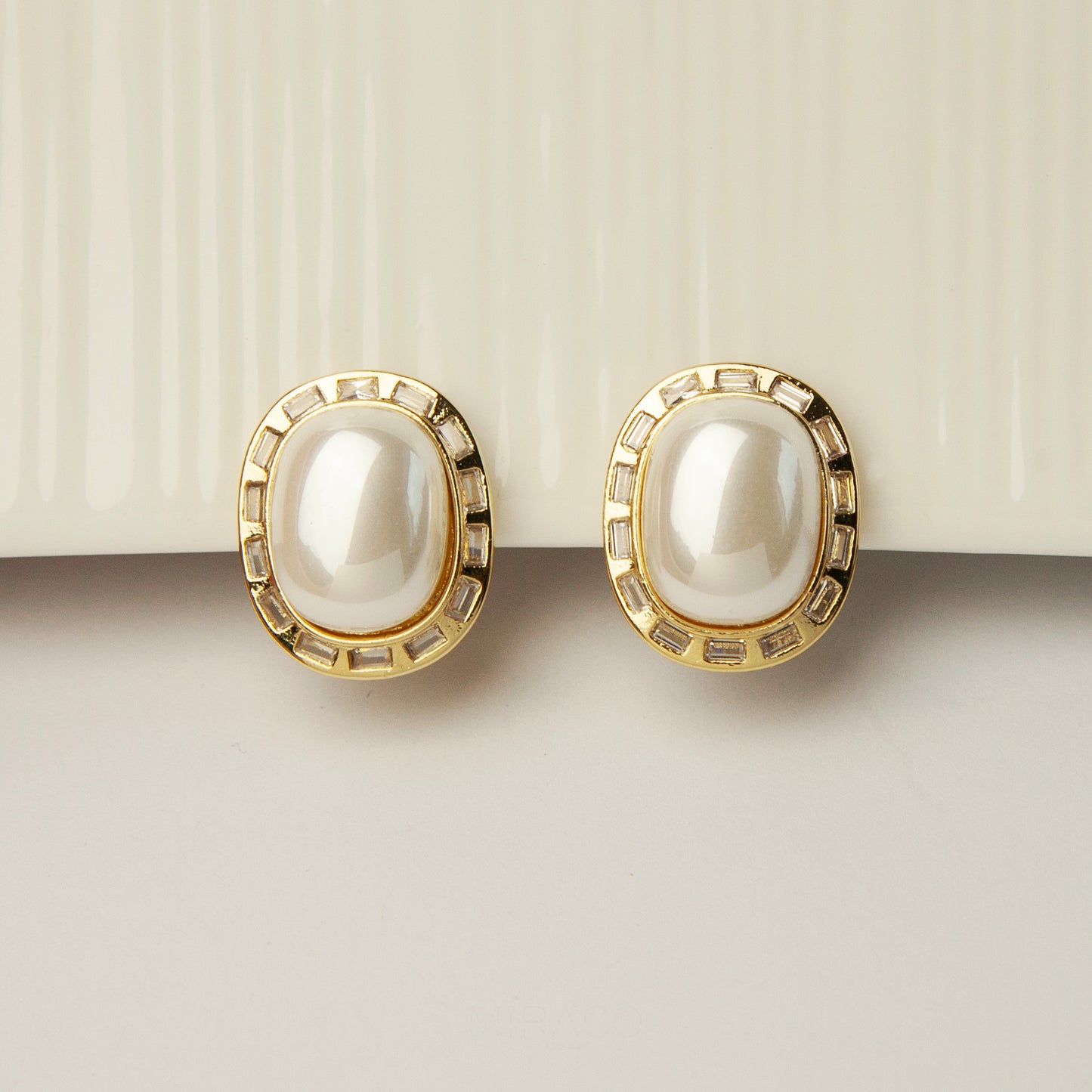 Large Sqaure Pearl Clip-On Earrings