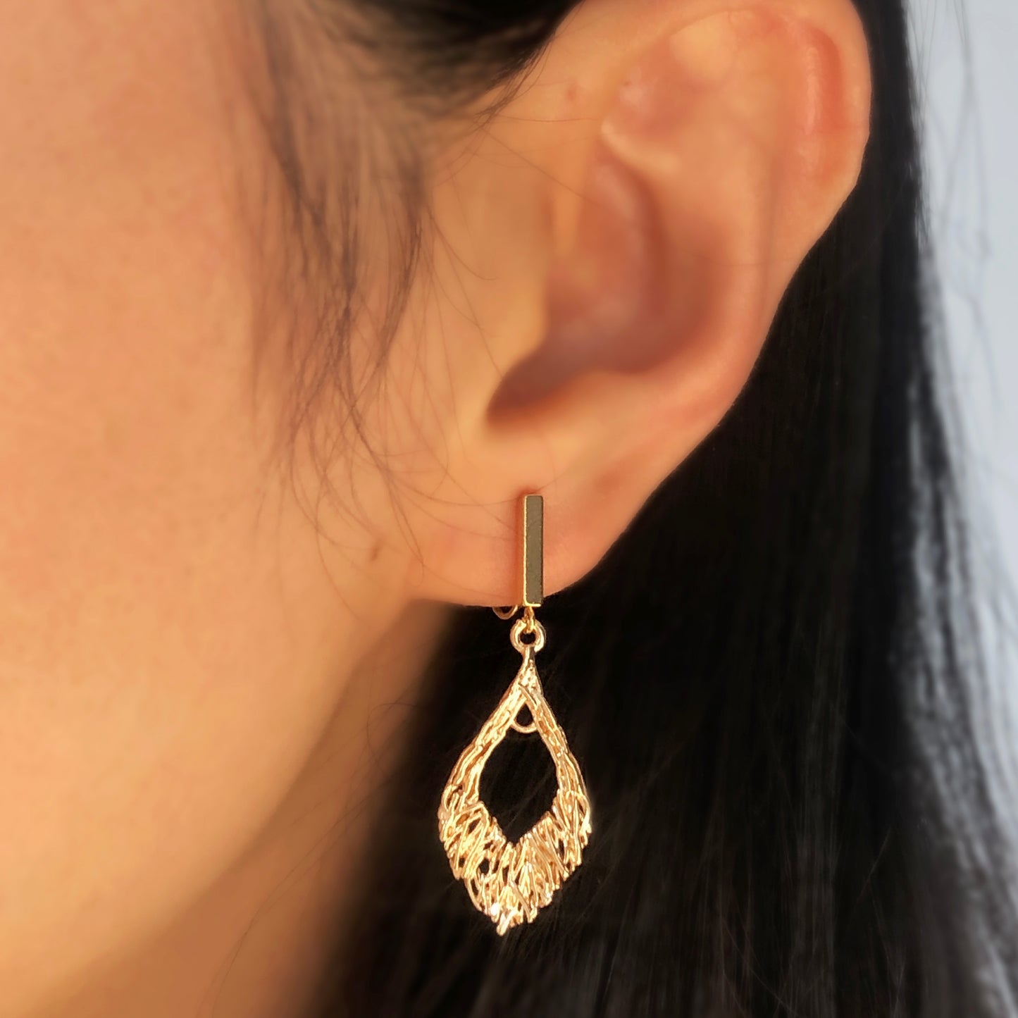 Gold Metal Wire Clip On Earrings