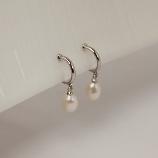 Genuine Pearl Dangle Clip On Earrings