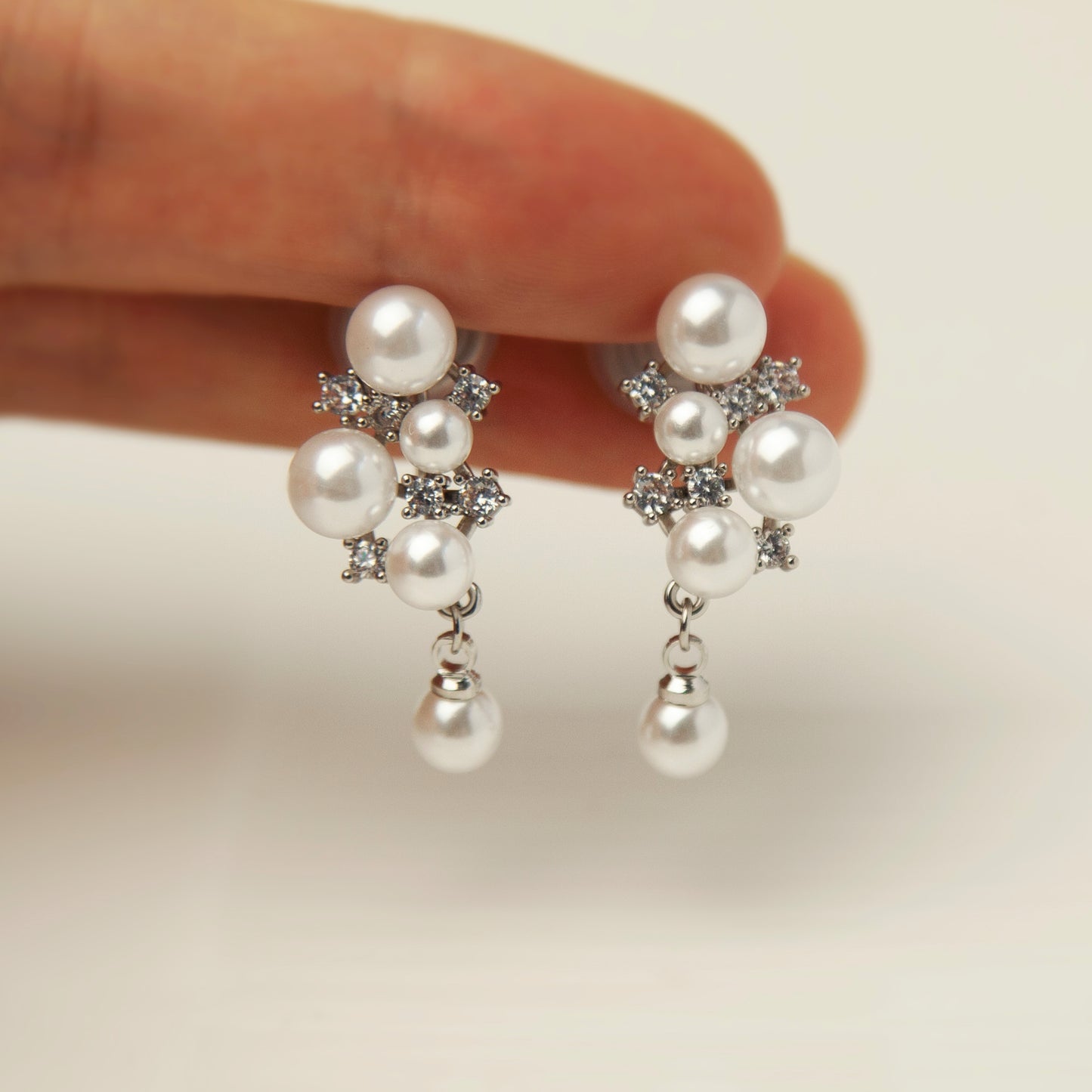 Pearls Dangle Earrings