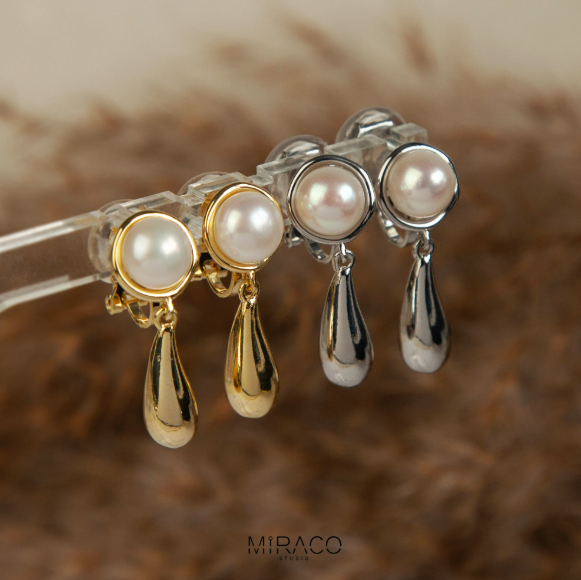 Pearls Dangle Clip On Earrings, Freshwater Pearls Water Droplet Earrings