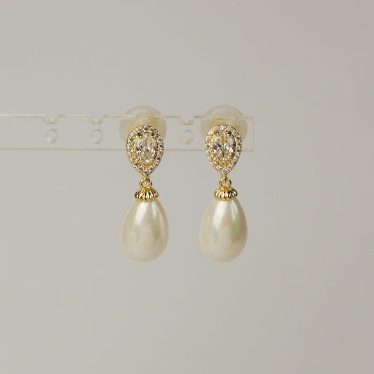 Clip On Pearls Diamond Earrings