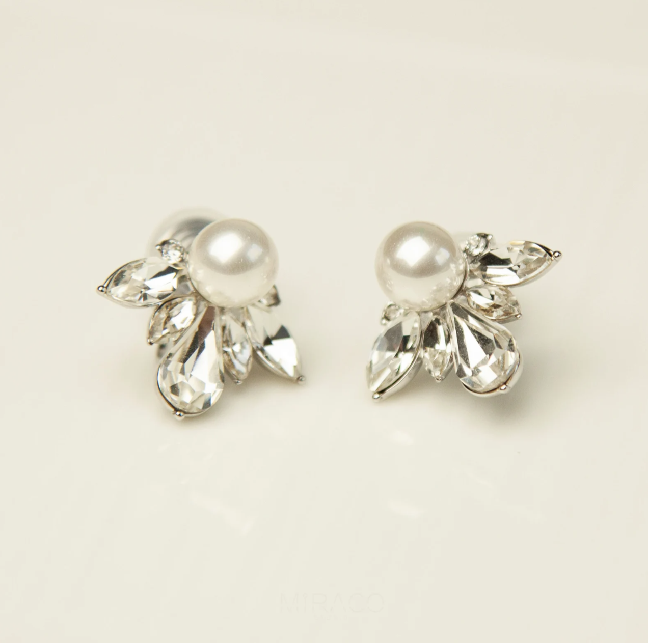 Flower Pearl Clip On Studs