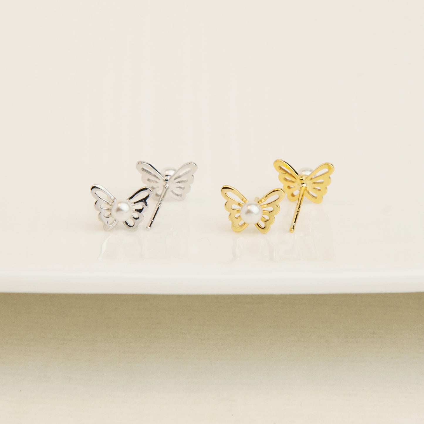 Sterling Silver Butterfly Pearls Stud Earrings