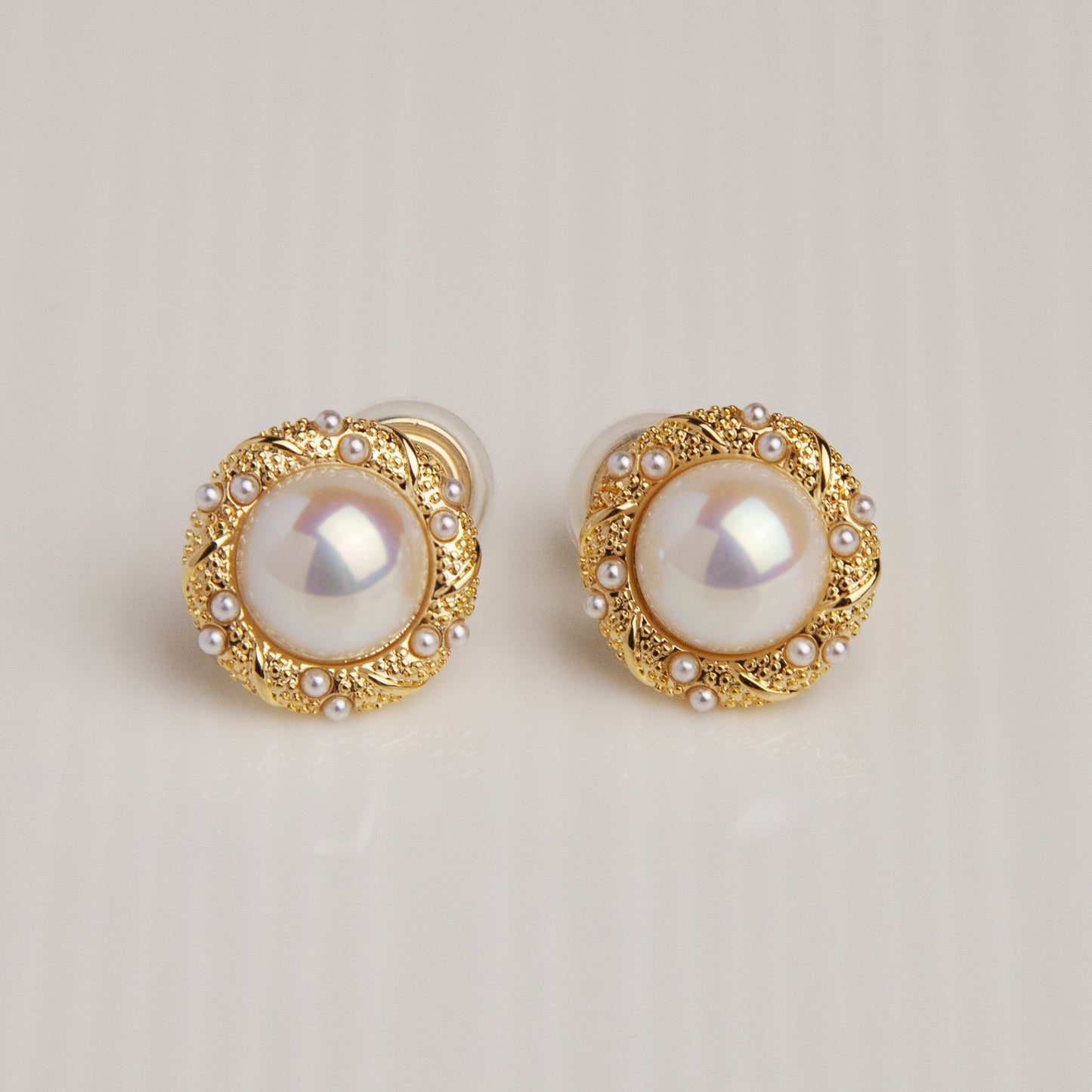 Large Pearl Gold Rim Round Button Clip On Earrings