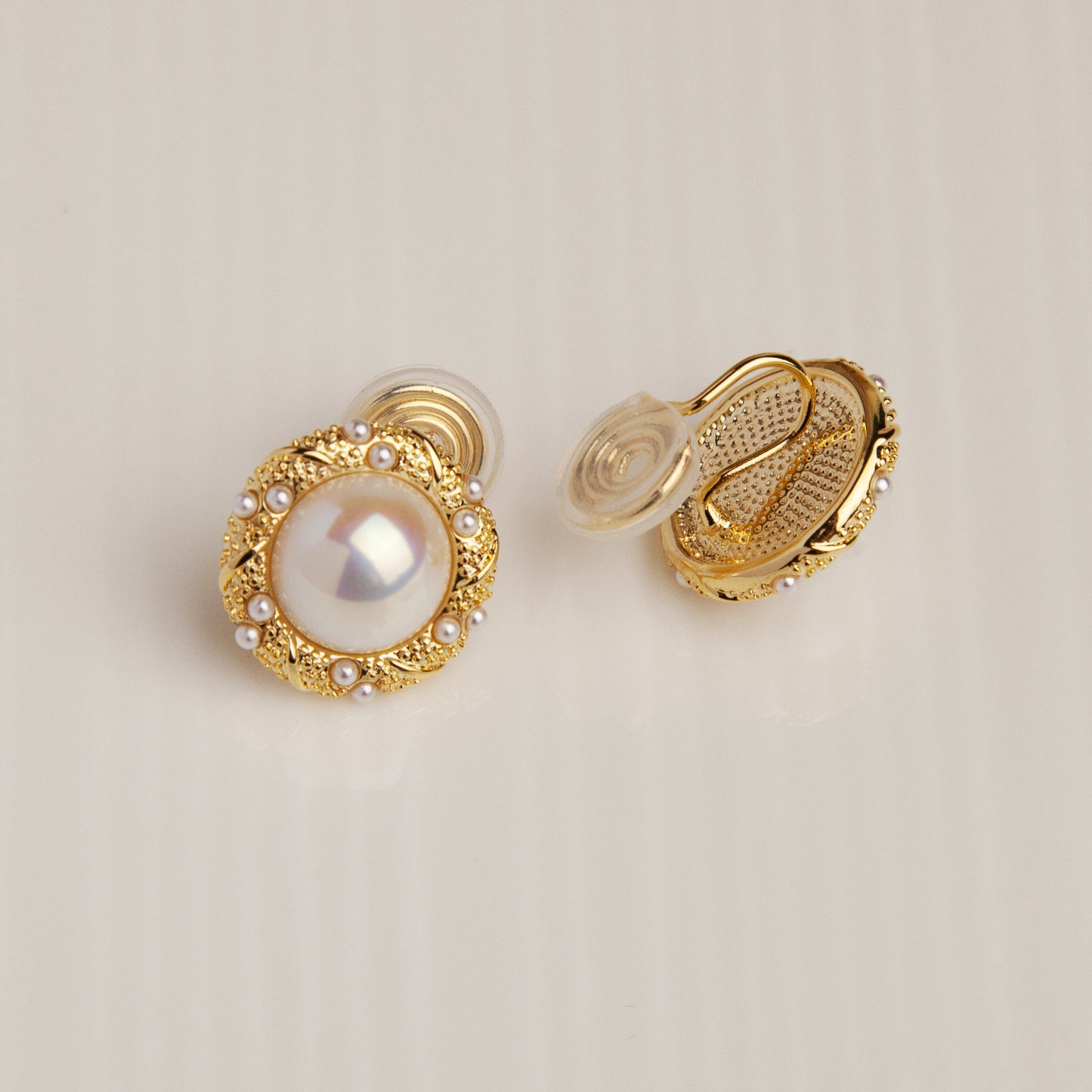 Large Pearl Gold Rim Round Button Clip On Earrings