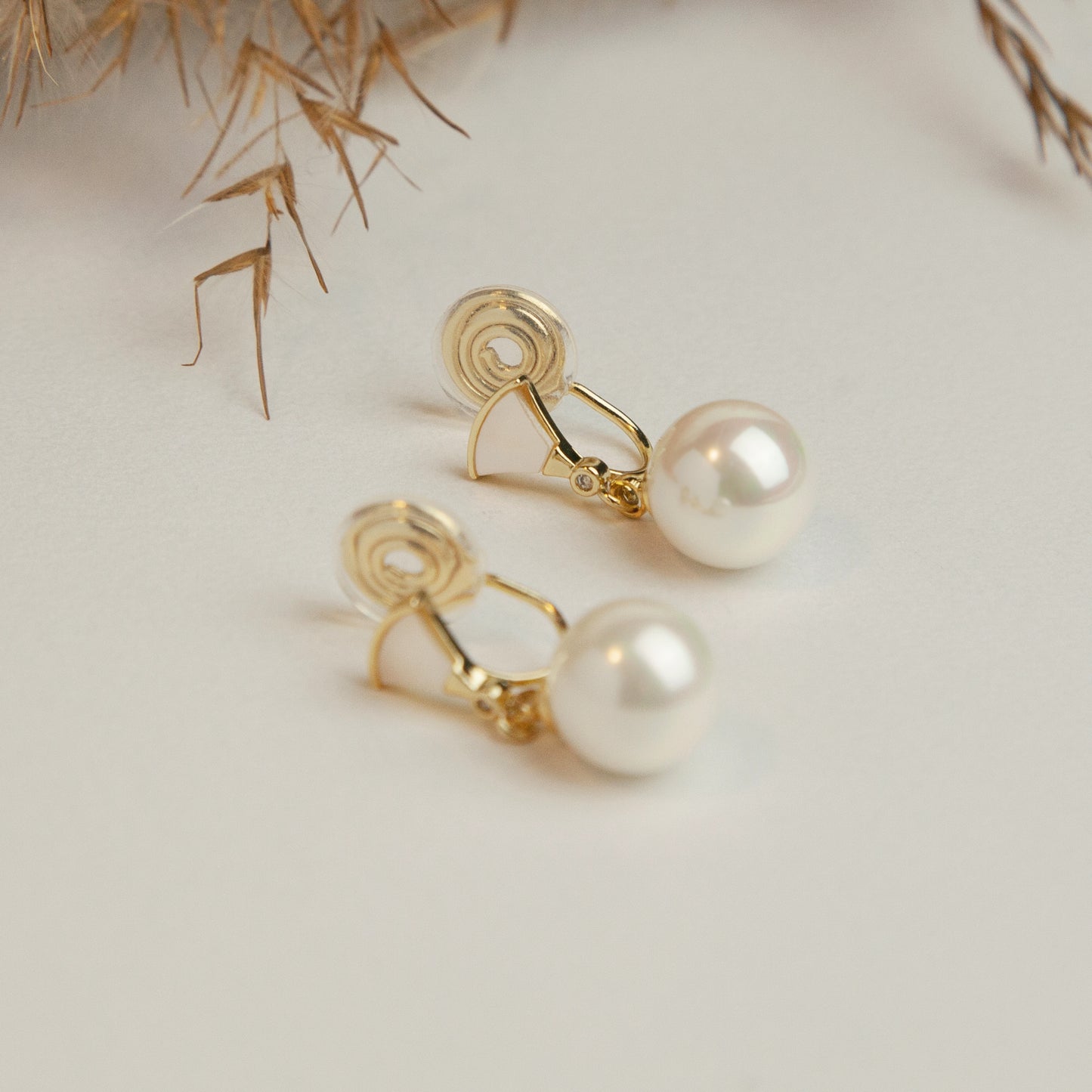 Pearls Dangle Clip On Earrings With Fan Shaped Clips